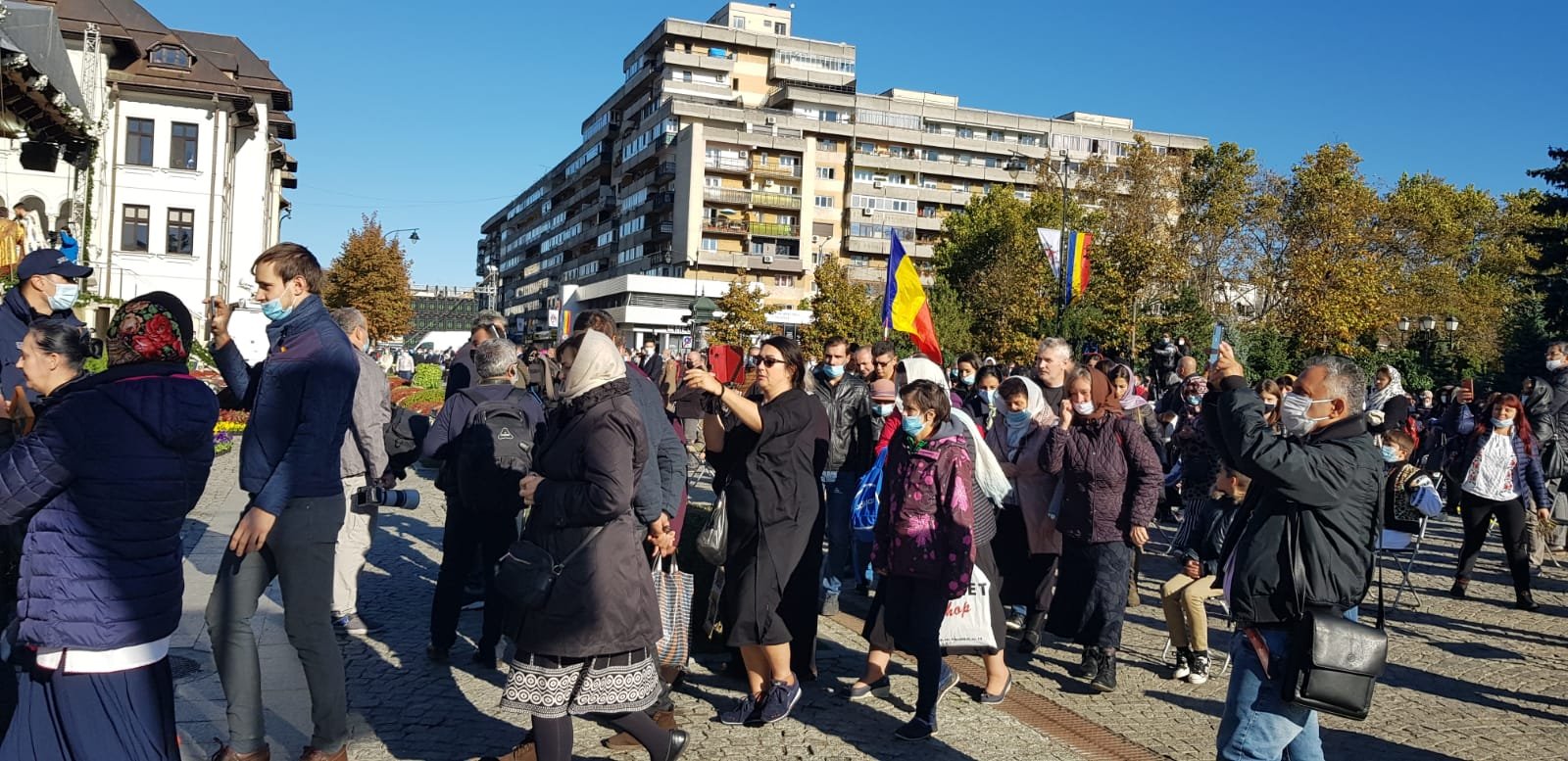  385972_1891_galerie_slujba-Parascheva16