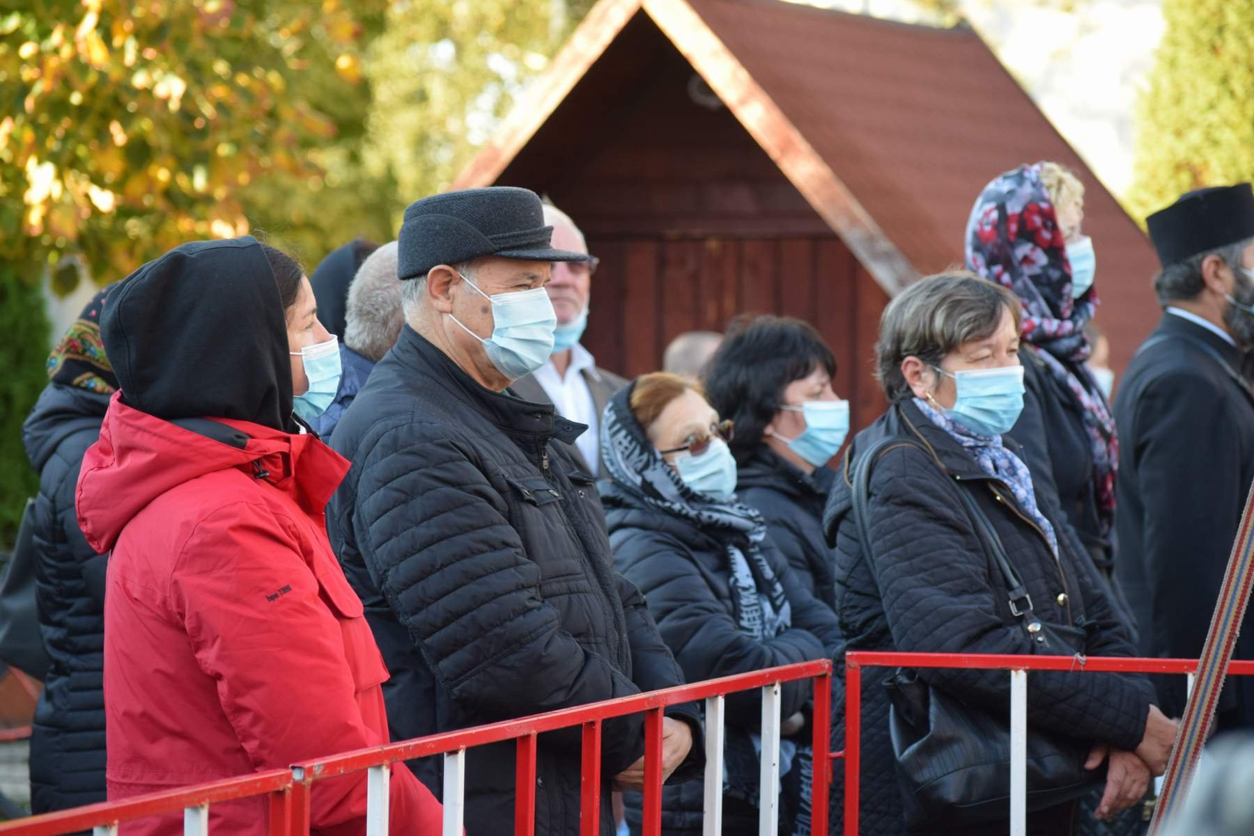  385988_1892_galerie_Chipurile-pelerinilor-veniti-la-Sfanta-11