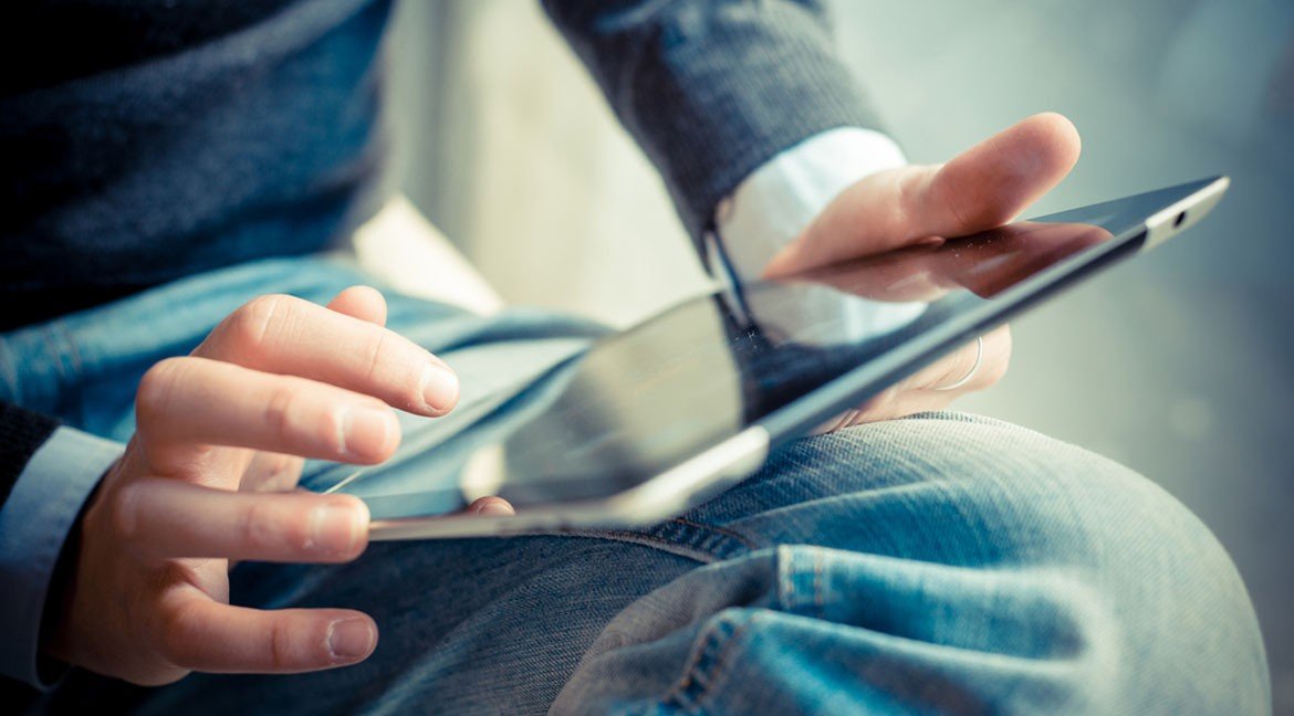  Consilier prezidenţial: Avem o mare problemă cu capacitatea copiilor noştri de a se concentra şi de a memora şi astea sunt în legătură cu aceste reţele sociale