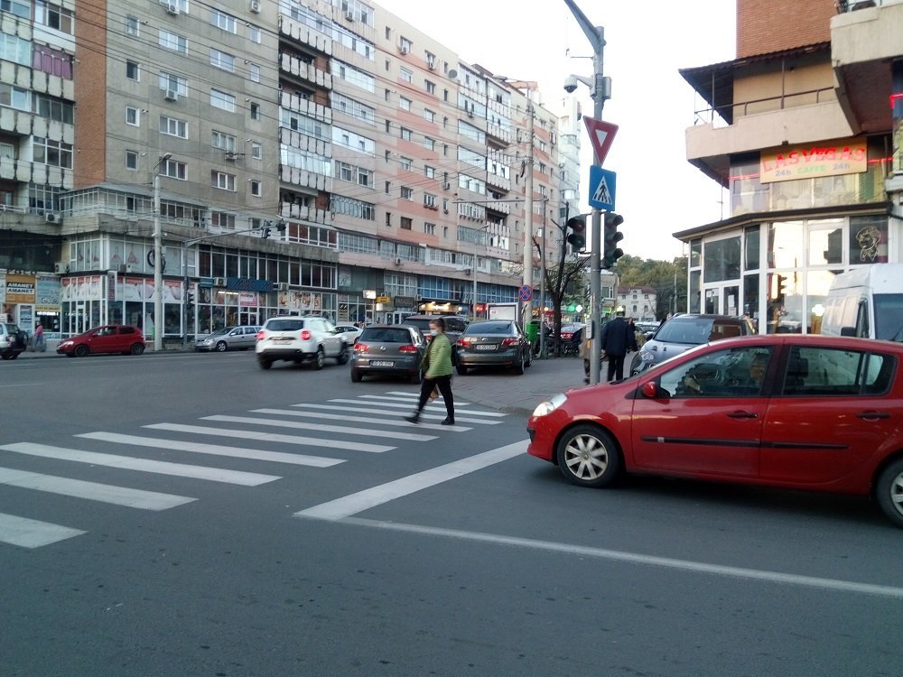  387231_268335_stiri_intersectie-periculoasa-gara-3