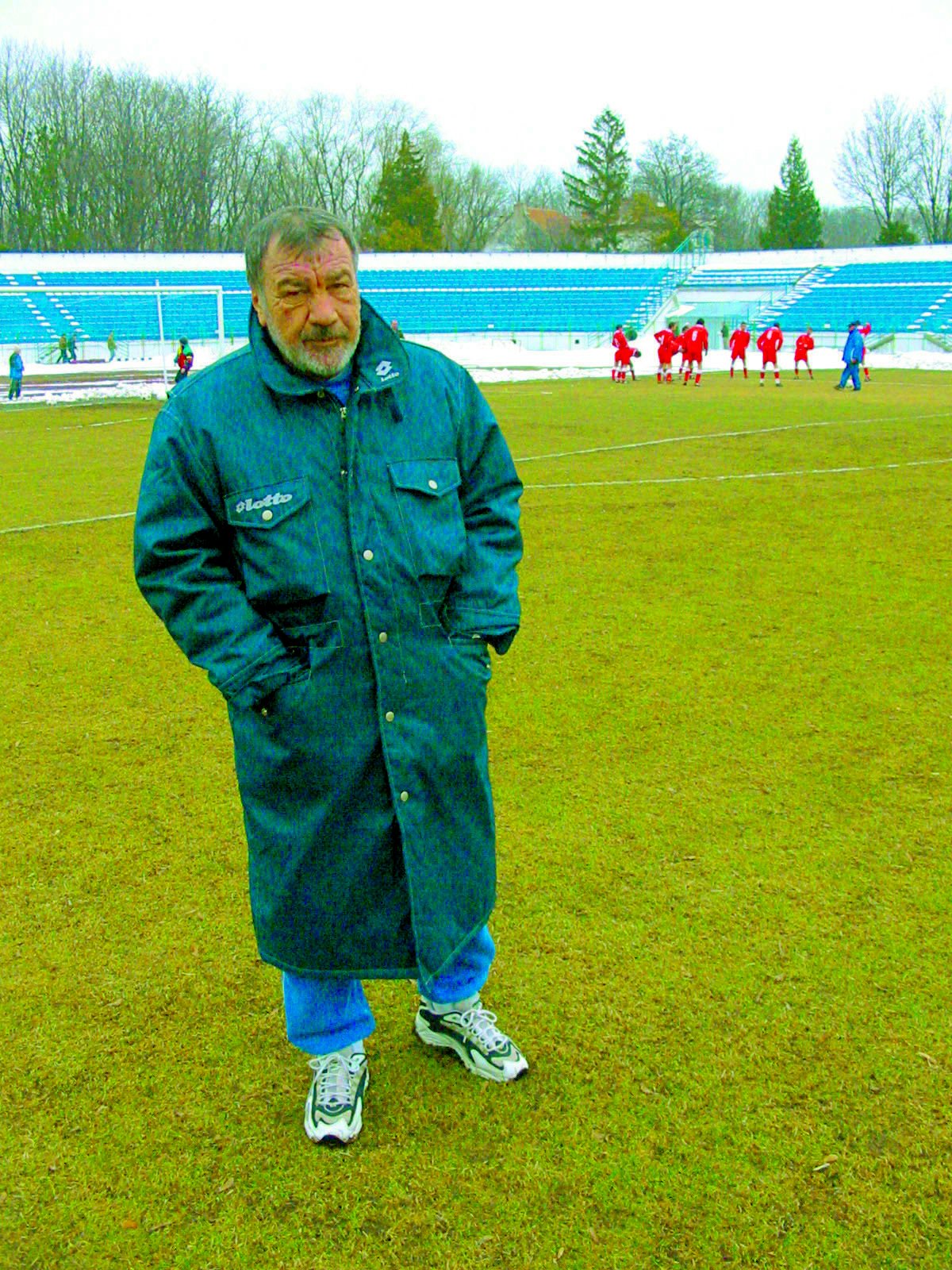  Un nume, un om, o legendă: Vasile Simionaş la 70 de ani (I)