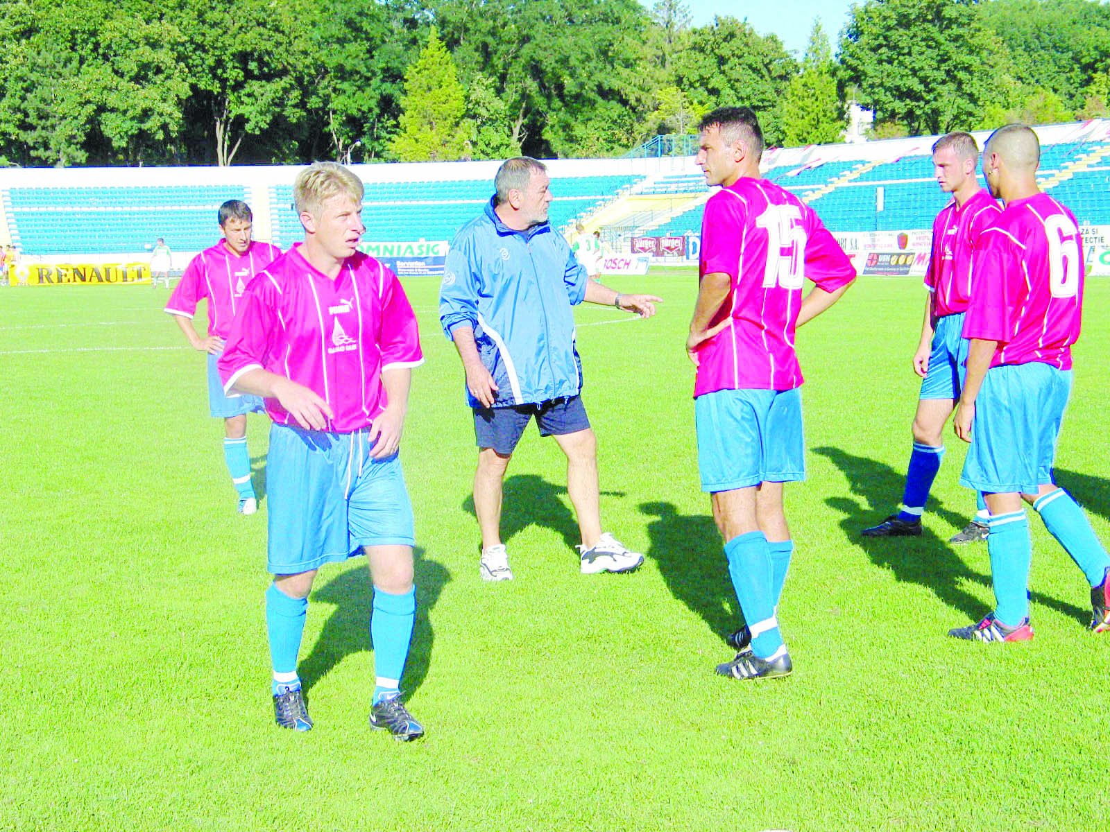  389517_270389_stiri_simionas-sfat