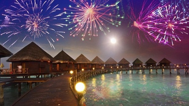  Unii români își vor petrece Revelionul în Maldive, Zanzibar, Dubai, Egipt sau Turcia