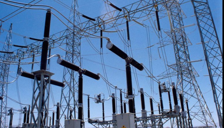 Trei milioane de clienți ar putea avea probleme cu facturile, în urma atacului cibernetic ce a vizat grupul Electrica