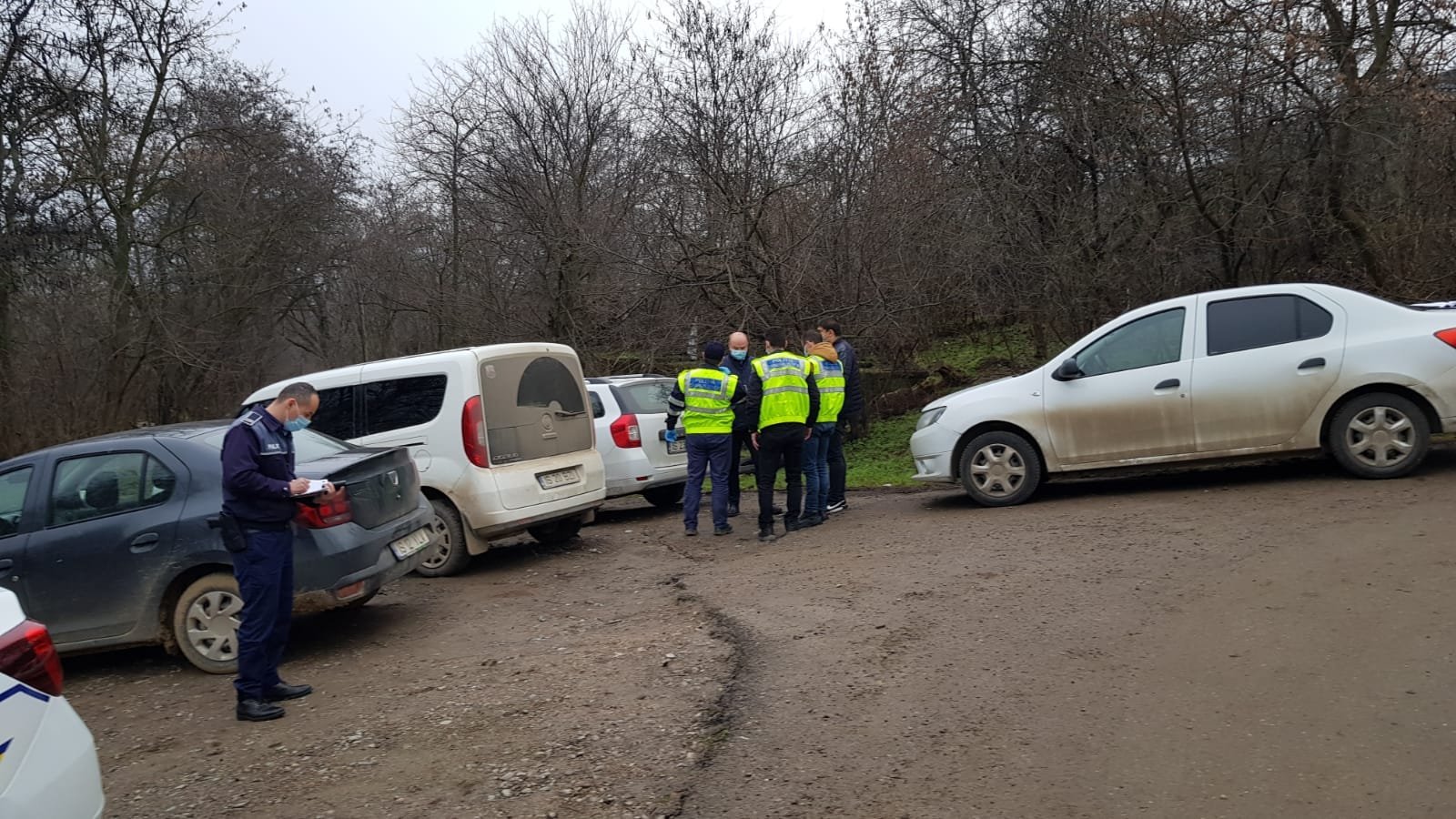  394996_275377_stiri_spanzurata1