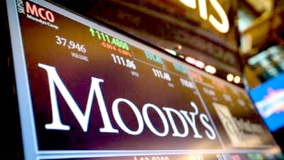 Prim semnal pozitiv de la agențiile de rating – Moody’s: Pachetul fiscal, un „pas important” în echilibrarea bugetară. Ce să facă Guvernul dacă economia merge prost. O prognoză a deficitului pe 2025 și 2026