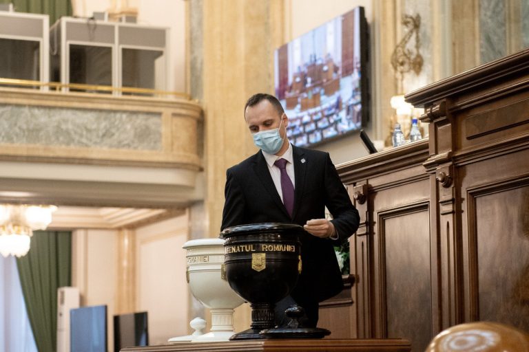 Cristi Berea, senator USR PLUS: Este o rușine ca PSD să ceara demisia ministrului, în condițiile în care în ultimii 30 de ani nu au făcut nimic pentru sistemul de sănătate (P)