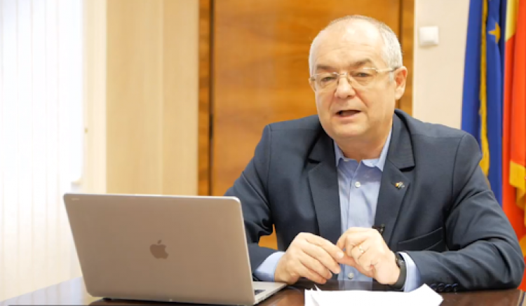 Emil Boc: Nu am solicitat, nu mă interesează, nu plec la Curtea Constituţională
