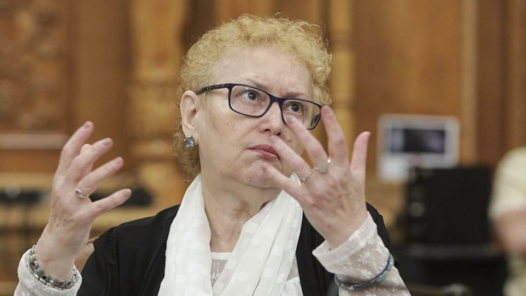  Renate Weber rămâne Avocatul Poporului. Motivarea CCR