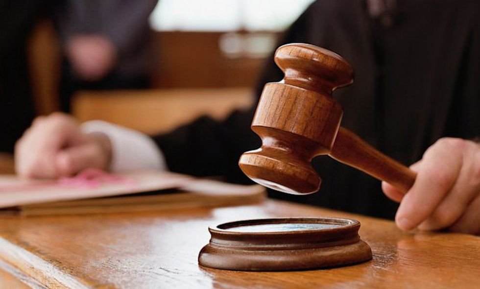 Schilodit în urma unui accident, a cerut daune de 500.000 de euro. Judecătorii i-au acordat de 3 ori mai puţin