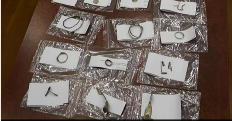 Argintul a trecut de 50 de dolari uncia, cel mai ridicat nivel din ultimele decenii