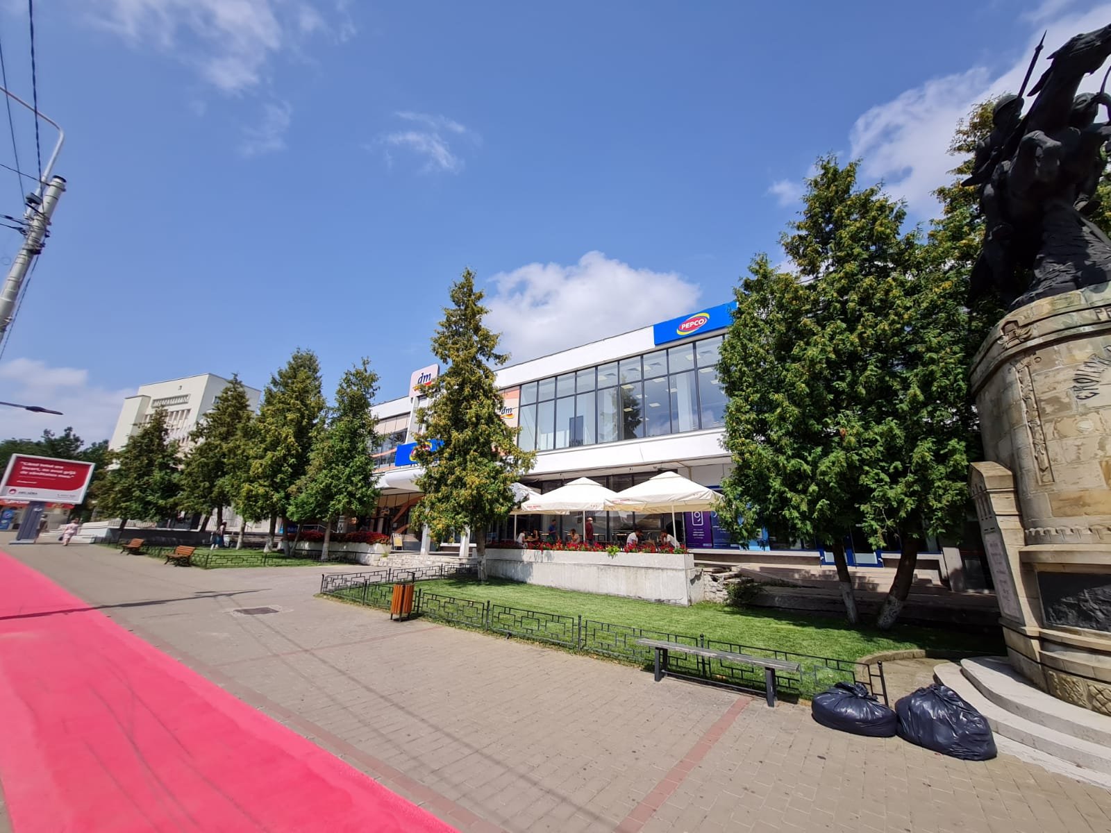 Dedesubturile vânzării anului la Iaşi: 2,3 mil. euro. Ce planuri au cumpărătorii: IT-iști ieșeni și investitori din SUA