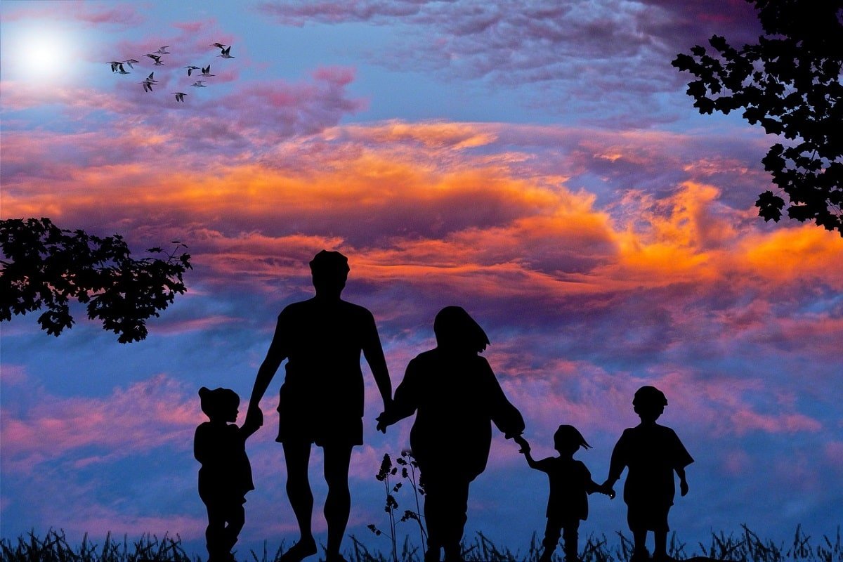 Pleci în vacanță cu familia? AFLĂ de ce este recomandată o asigurare de călătorie (P)
