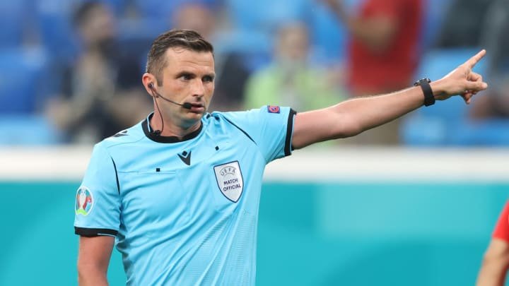 Arbitru de top trimis de UEFA la meciul dintre Bosnia și România