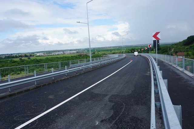 Șoselele ocolitoare ale Iașului de la Podu Iloaiei și Uricani se scumpesc văzând cu ochii, deși sunt gata doar pe hârtie