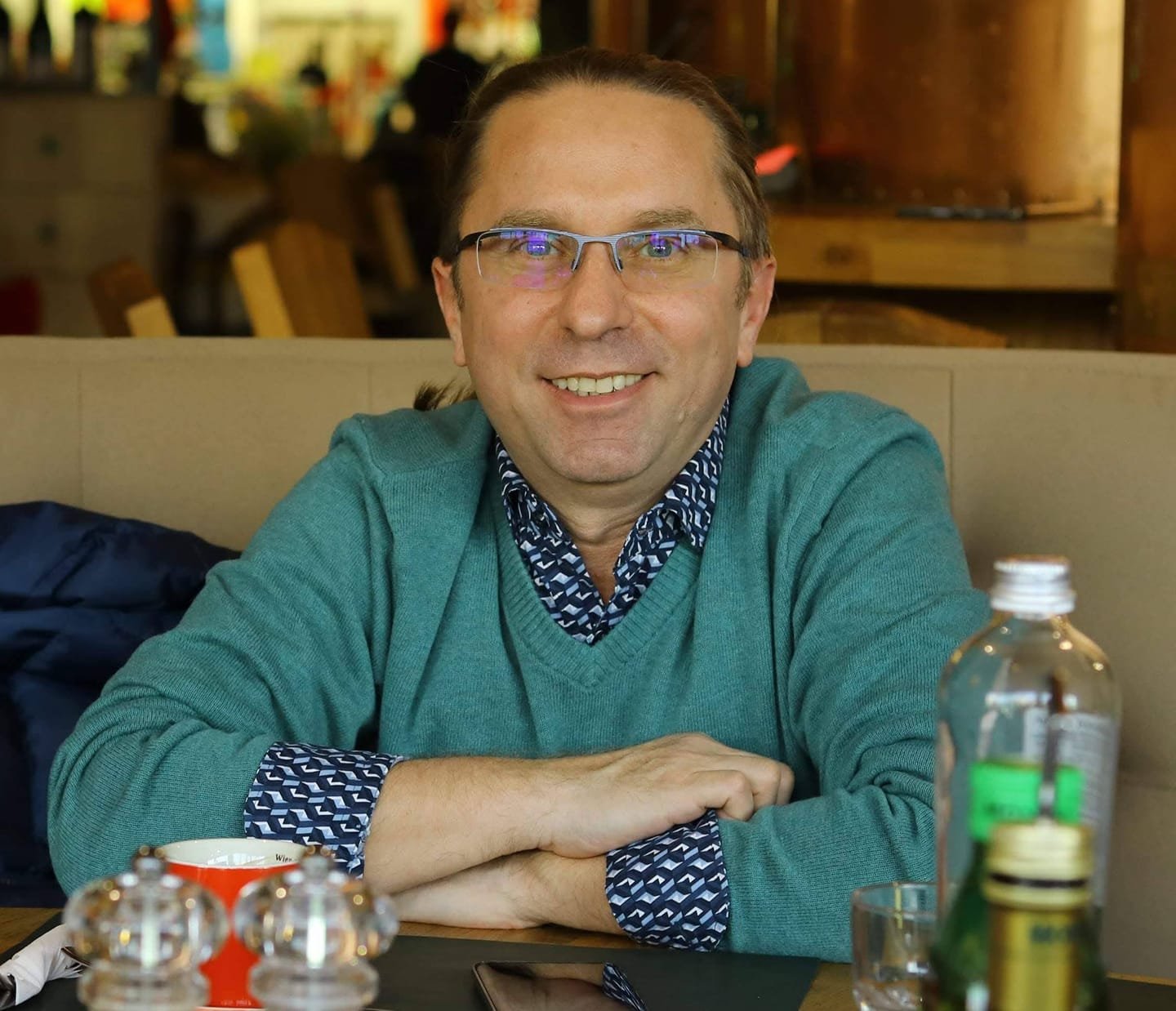 USR-ist prins “cu raţa-n gură”. Ce repede au învăţat aleşii noi în politică să facă afaceri cu statul!