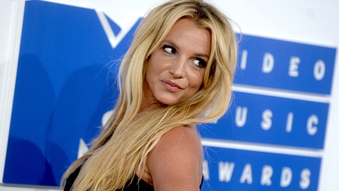 Britney Spears a fost arestată în California pentru conducere sub influenţa alcoolului