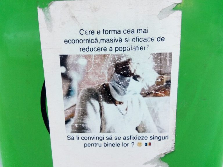 FOTO: Mesaje conspiraționiste până și pe coșurile de gunoi din Iași