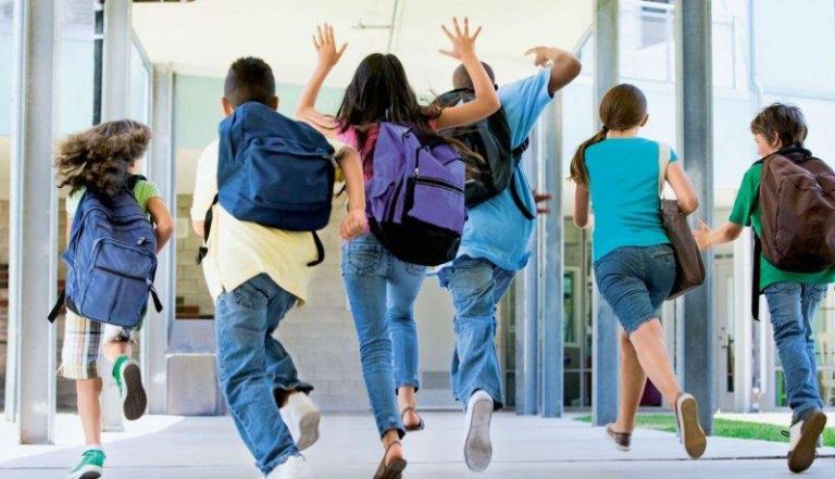 Ultima săptămână de școală înainte de vacanța de iarnă. Elevii au liber din 20 decembrie