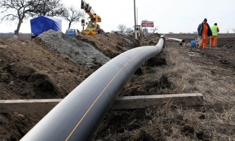 Se extind rețelele de apă și de canalizare în cinci localități de lângă Iași