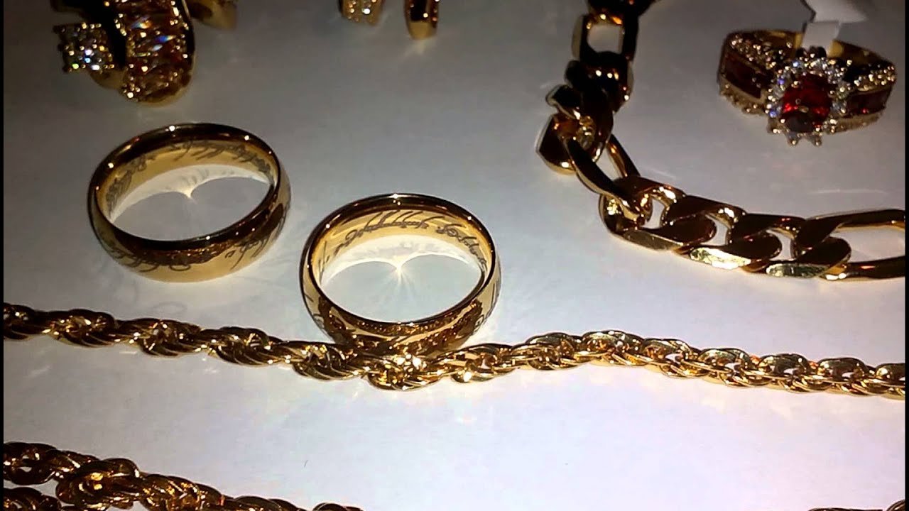  Poliţist păcălit de bolul plin cu aur de Stăneştii din Zanea