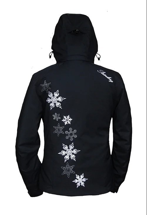 Completeaza-ti tinuta pentru partie cu o geaca de ski pentru femei de la Strindberg (P)