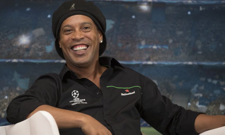 Vizita lui Ronaldinho la Iași, controverse fără sfârșit. „Există riscul unui eșec major, cu impact și asupra imaginii Iașului”