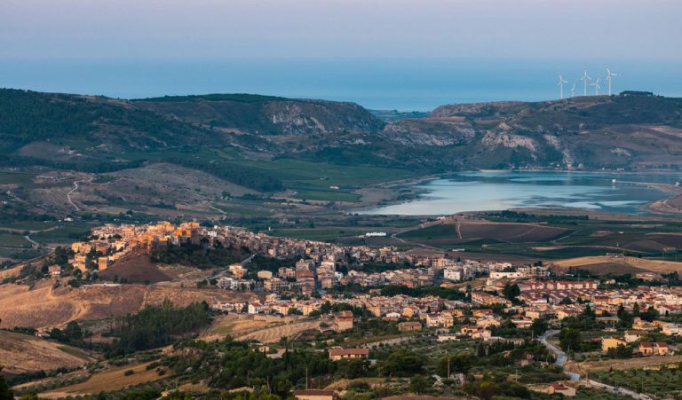 „Cel mai lung pod suspendat din lume” - Italia relansează proiectul ambiţios al Podului Messina care să lege Sicilia de continent