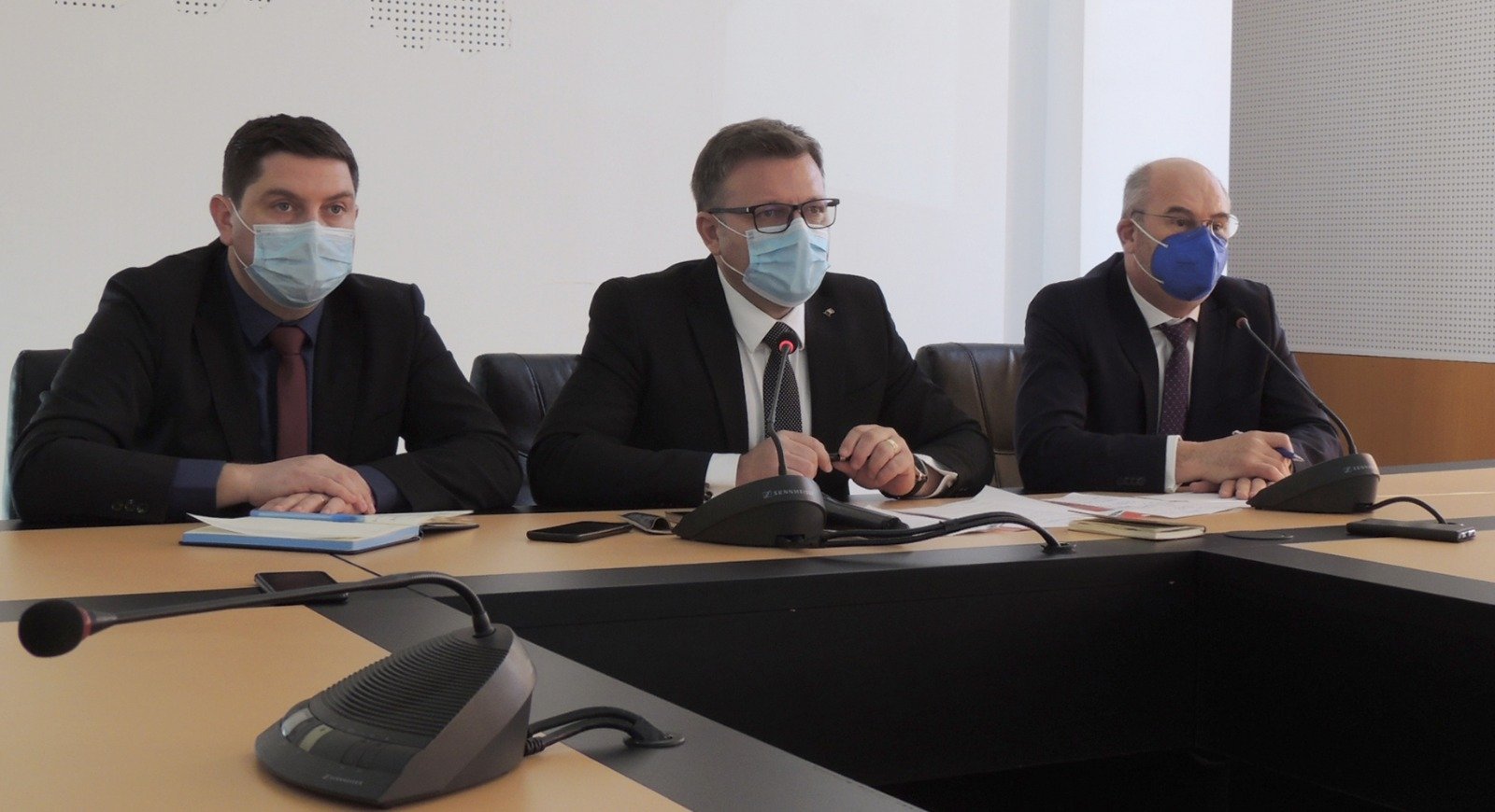Ministrul Muncii la Iaşi: de la facturile la energie, la salariul minim şi pensiile speciale