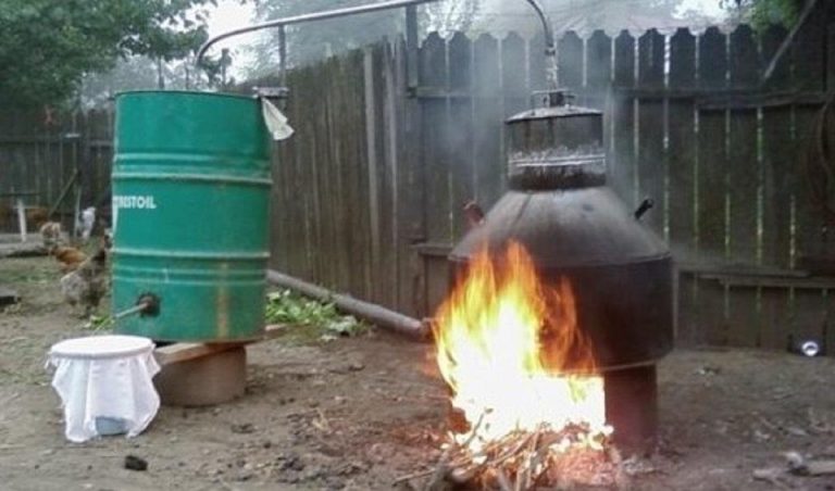 Explozia unui cazan de țuică a nenorocit un bărbat de 63 de ani