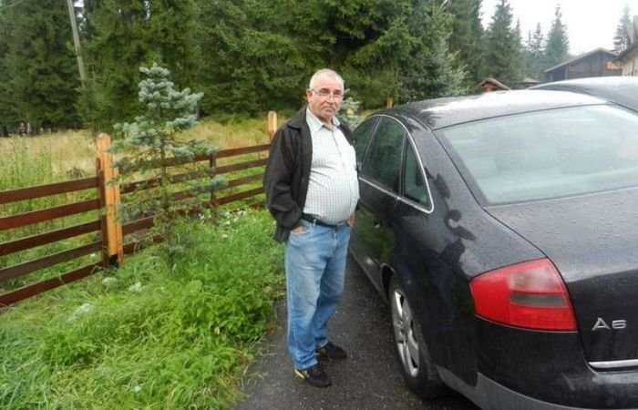 TUPEU – Unchiul primarului Chirica a intrat cu Toyota în parcul Copou şi a devastat o bancă. Proces