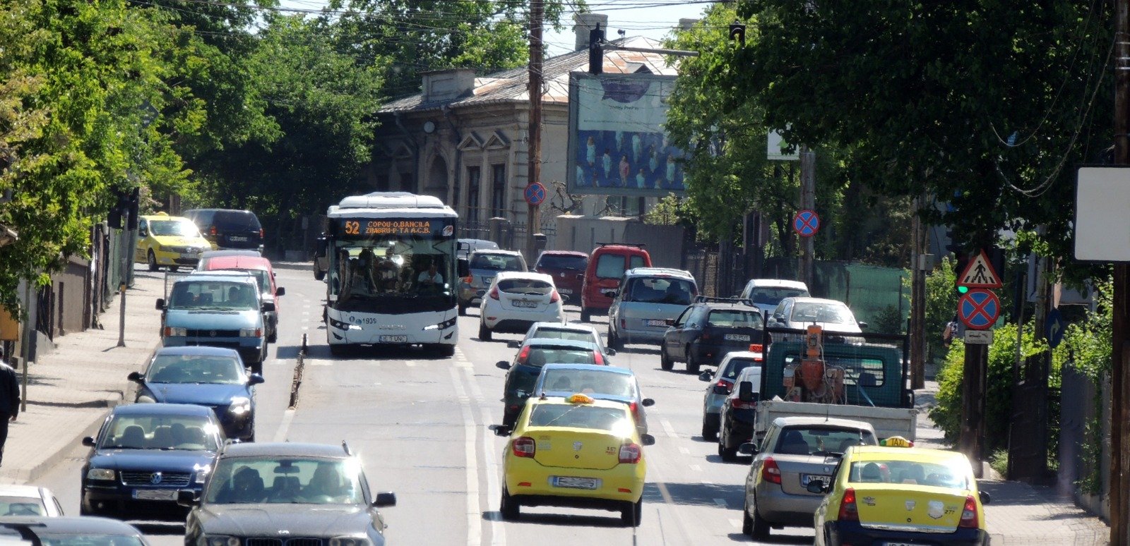  Cât de lat trebuie să fie drumul dintre case? Iată un domeniu unde regulile sunt călcate în picioare