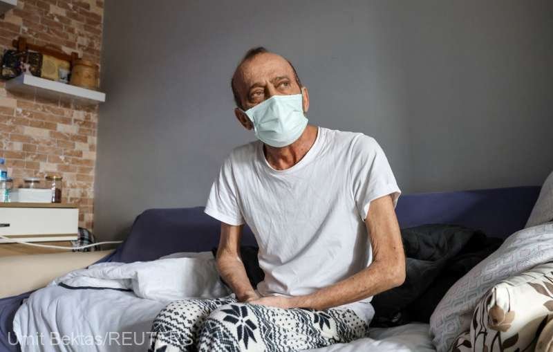  Record: Un turc, testat pozitiv cu COVID timp de 14 luni consecutive