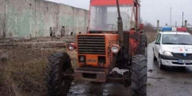  La furat cu un Audi Q7 tras de-un tractor: hoții s-au ales cu un păcat, păgubașul cu două