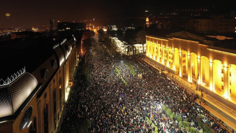 Preşedinta Georgiei sugerează că în ţara sa şi în România, Rusia duce un „război electoral”