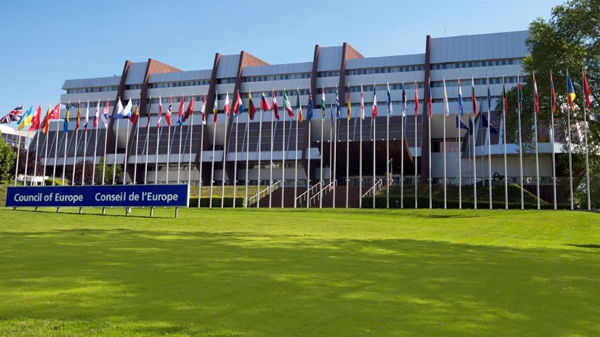 Rusia încearcă să „şteargă identitatea istorică şi culturală a Ucrainei”, afirmă Consiliul Europei