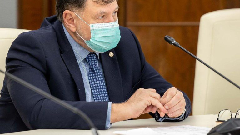 Rafila: Până în 30 septembrie, spitalele COVID vor reveni la activitate normală