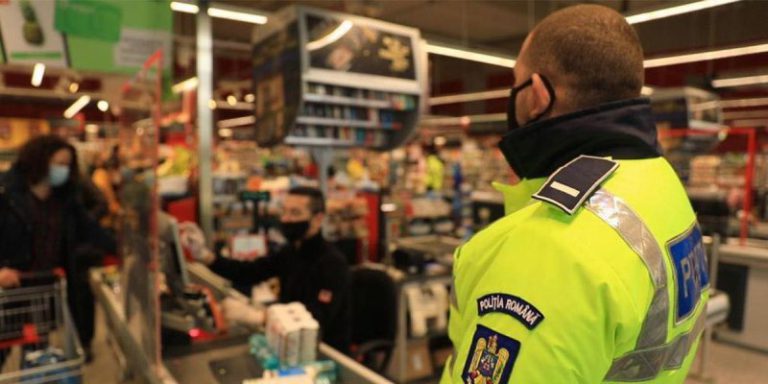 Ieșean prins furând șampoane de 820 de lei din supermarket. Plângeri zilnice la Poliție despre furturi din magazine