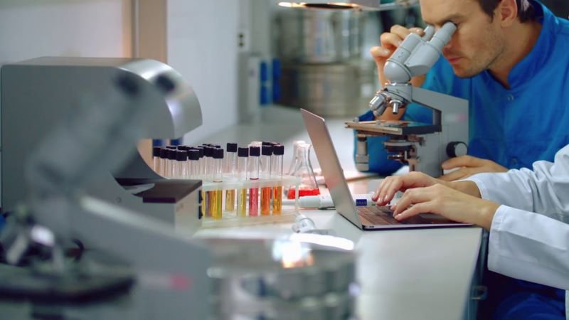  Iașul, tot mai departe de vârful cercetării: doar 5% din investițiile naționale în 2024 au ajuns în județ