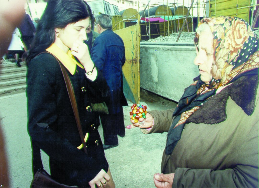  446242_321862_stiri_cumparaturi-paste-piata-iasi-2