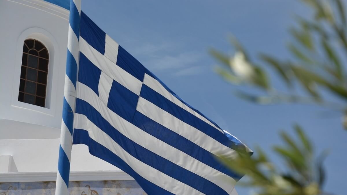  Grecia renunță de azi la certificatul verde Covid pentru călători