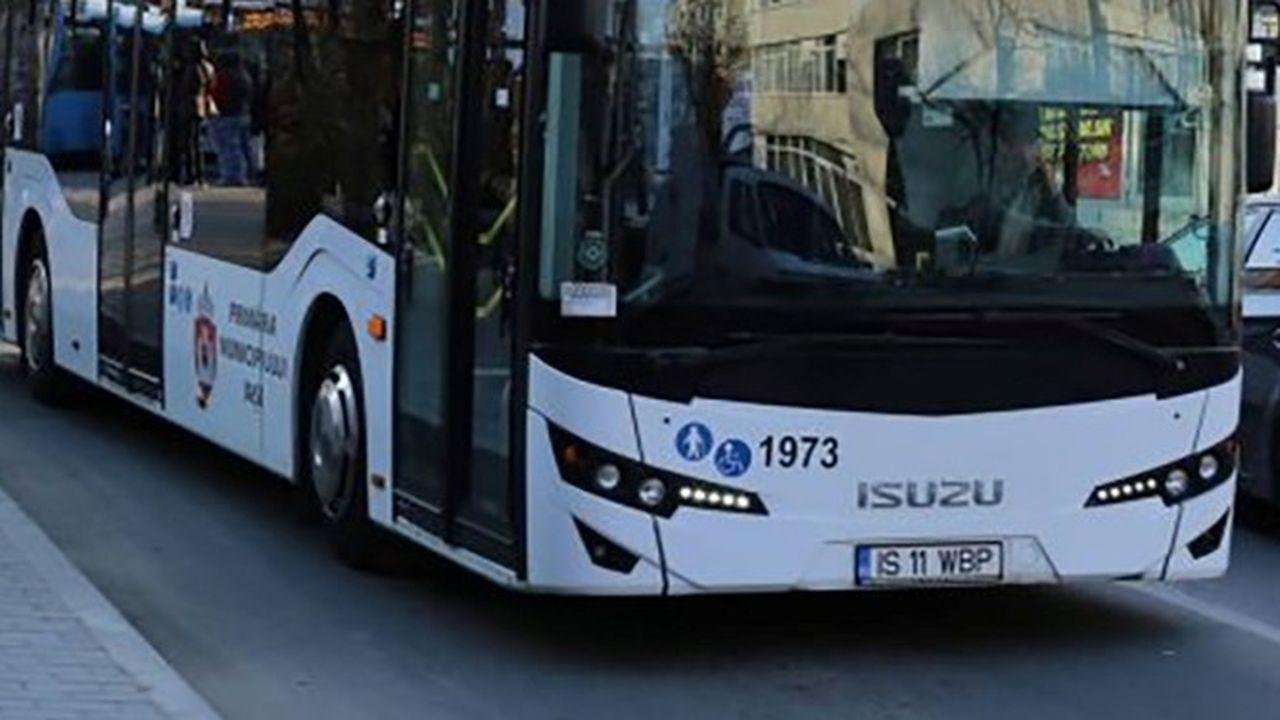 Iași - Un șofer neglijent care a oprit autobuzul pe linia de tramvai provocând accident a fost iertat de judecători. Ce rol au avut polițiștii?
