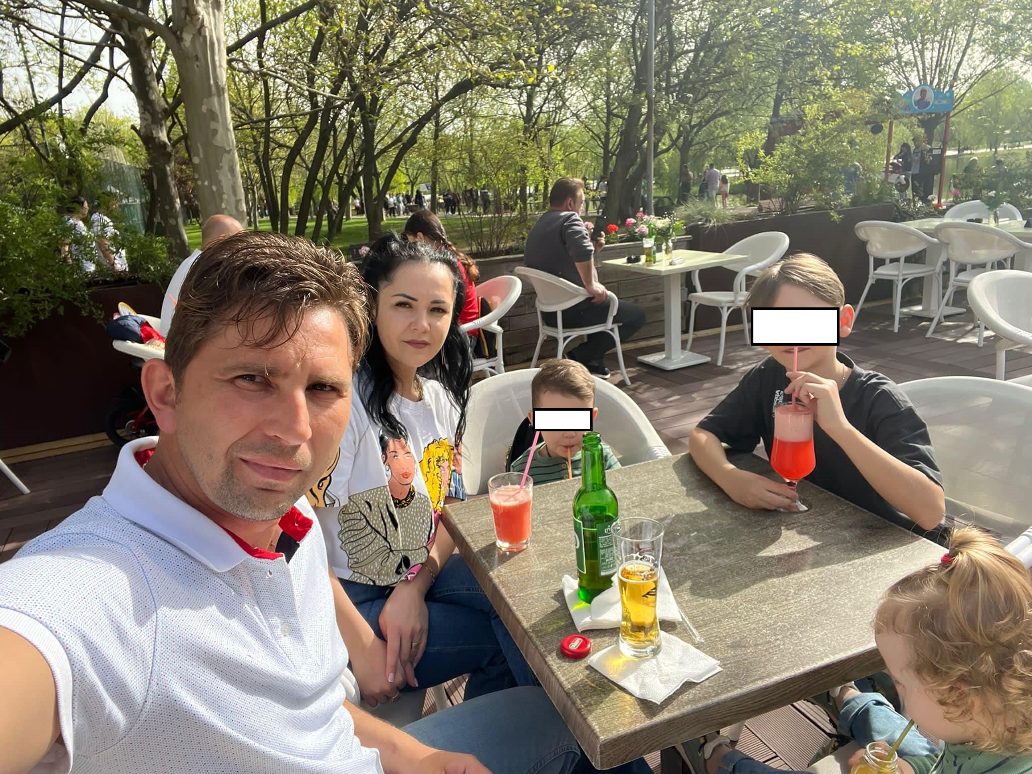  447515_322971_stiri_Harlau_familiaMarian-Samciuc1