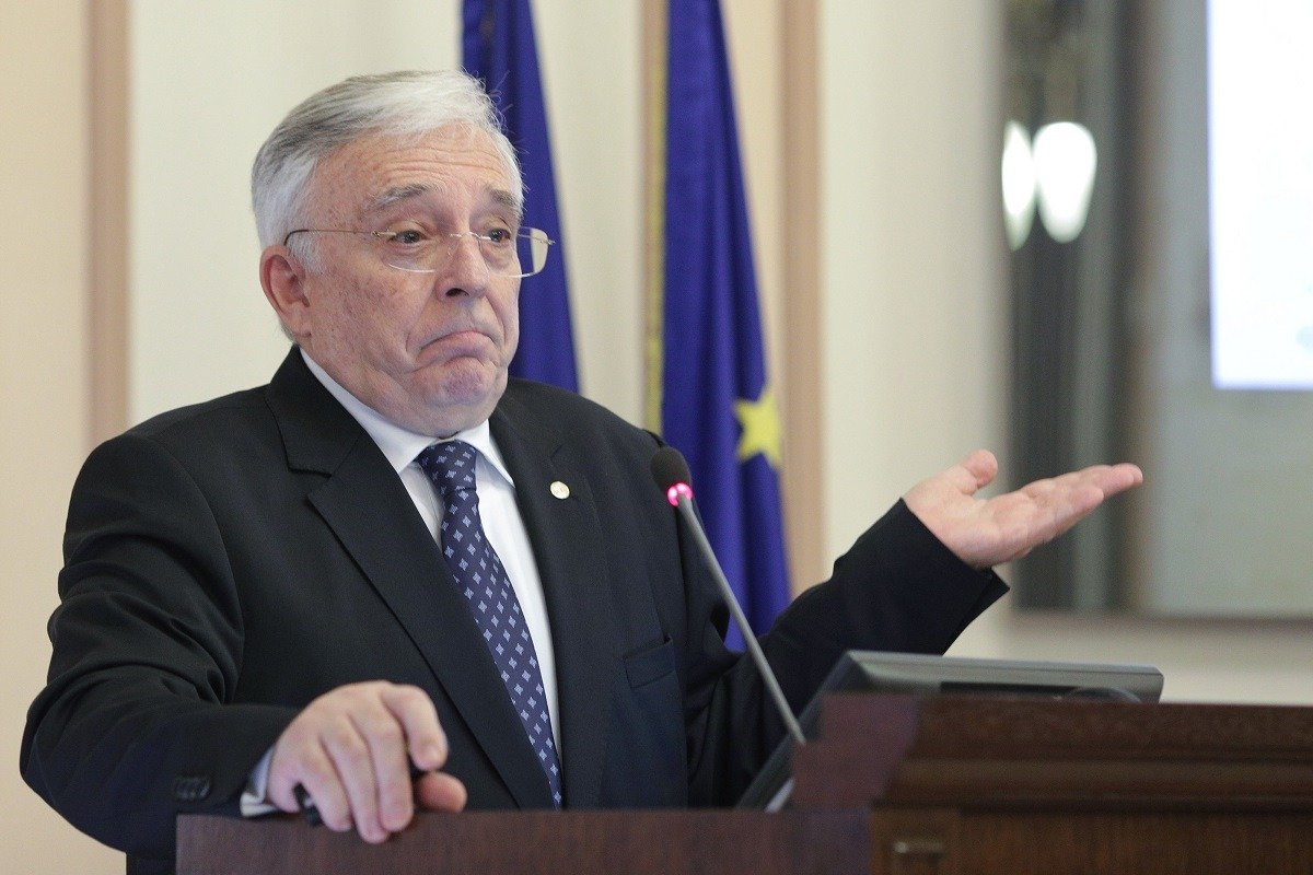 Isărescu: FMI nu are ce să facă în România. FMI asigură lichiditatea în valută în caz de criză valutară. Noi nu avem