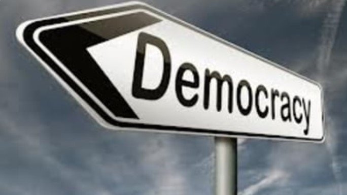  The Guardian: Tinerii europeni îşi pierd încrederea în democraţie – sondaj