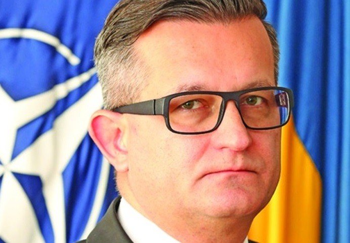 Defapt.ro: Șeful Informațiilor Secrete de la Cotroceni, șomer oficial în Elveția. Cât a încasat Vlădică de la cantonul Luzern după ce a lucrat la Frank Timiș