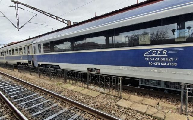 Mister total: De ce un tren plecat din București spre Ploiești a „cotit-o” spre Buzău?
