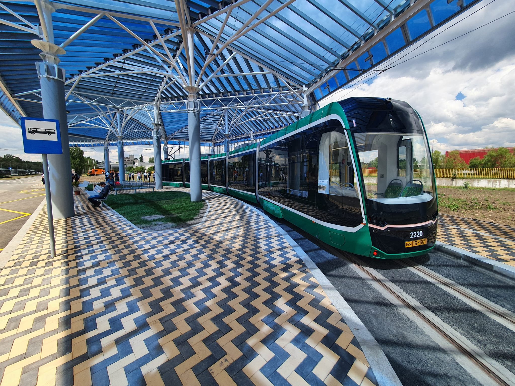  FOTO: Tramvaiele Bozankaya, scoase pe traseu. Inaugurare rond Țuțora