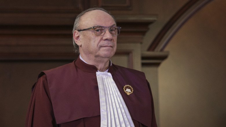  Marian Enache, un PSD-ist cu ștate vechi, a fost ales în funcţia de preşedinte al CCR