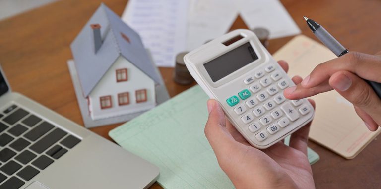 Cum se va simți la Iași creșterea impozitării. Vezi cât o să plătești pentru casă și mașină